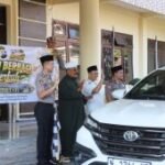 Empat guru ngaji Situbondo mendapat hadiah umrah gratis dari Kapolri