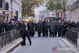 Prancis kerahkan 70.000 polisi amankan demonstrasi lanjutan