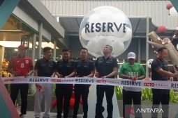 CIMB Niaga dan JOSS dukung perkembangan ekosistem padel di Surabaya