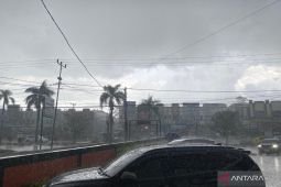 Hujan ringan guyur sebagian besar wilayah Indonesia