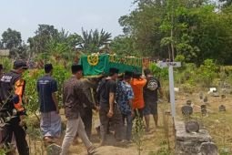 Jenazah korban KMP Virgo teridentifikasi dan dimakamkan di Jember