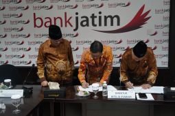 Bank Jatim hadirkan kartu pintar elektronis bagi anggota PWRI