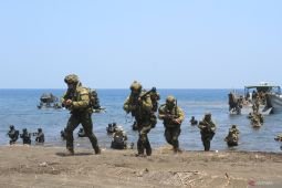 Ribuan prajurit TNI-ADF latihan pendaratan amfibi di Situbondo