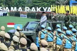 Prabowo: Kesejahteraan prajurit diperhatikan, TNI tetap dekat rakyat