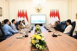 Gibran discusses EV innovation, technology with Asian EV pioneer