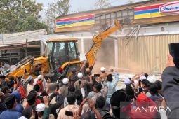 Polisi redam aksi perusakan Indomaret di Palengaan Pamekasan