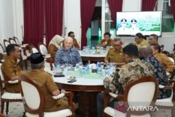 Bupati Bangkalan paparkan potensi industri Madura kepada Konjen AS