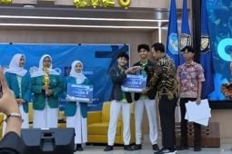 Langganan juara esai nasional berkat ketekunan dan pantang menyerah