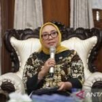 Minister pushes for reproductive, maternity rights for female workers