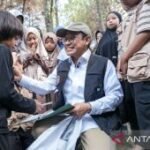 Menko PM dorong pesantren jadi pemberdaya kemandirian warga