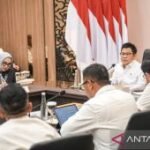 Menko PM minta BUMN berdayakan masyarakat lewat lapangan kerja