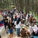 Wisata kuliner pasar tradisional Pangupo Jiwo di Trenggalek