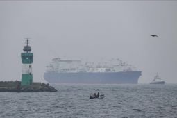 Moskow: Kapal tanker pertama pengangkut minyak Rusia telah berangkat