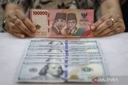 Rupiah diprediksi melemah seiring antisipasi hasil keputusan RDG BI