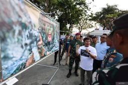 Pameran foto jurnalistik Trisula Garda Nusantara di Surabaya