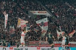 Monchengladbach bungkam Stuttgart 3-2