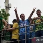 Flavio Bolsonaro kabur ke AS setelah kalah pilpres Brasil